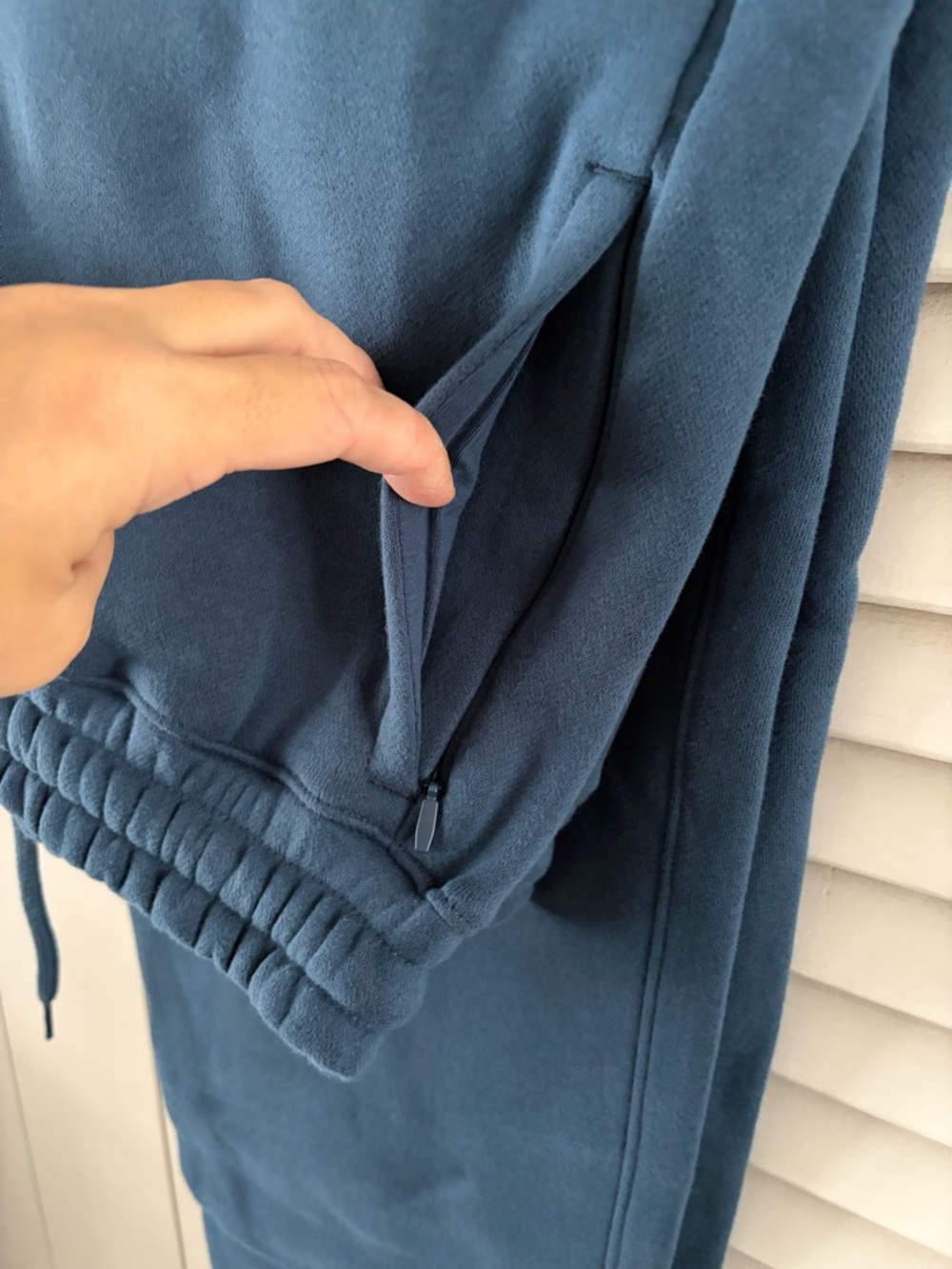 HOLLISTER JOGGER - Picture 4 of 5